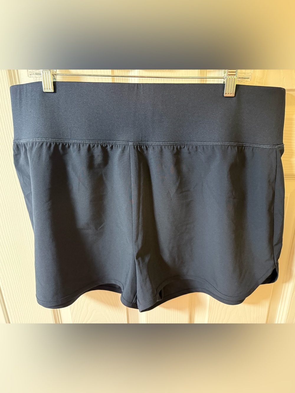 Talbots Women's Navy elastic Waist Shorts sz XL